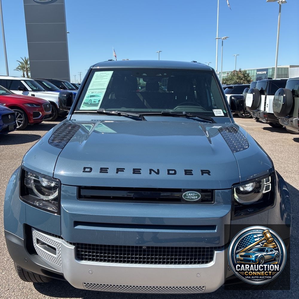 2024 Land Rover Defender 90 S P300