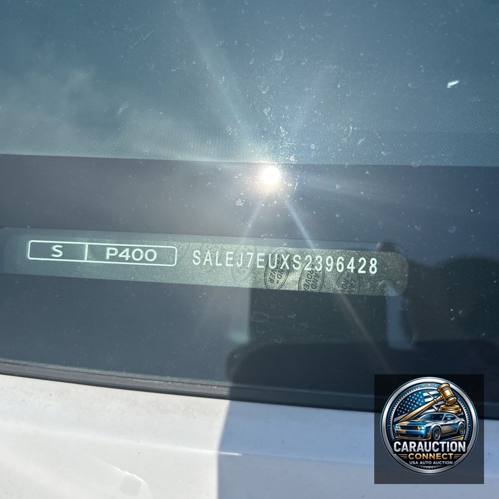 2025 Land Rover Defender 110 P400 S