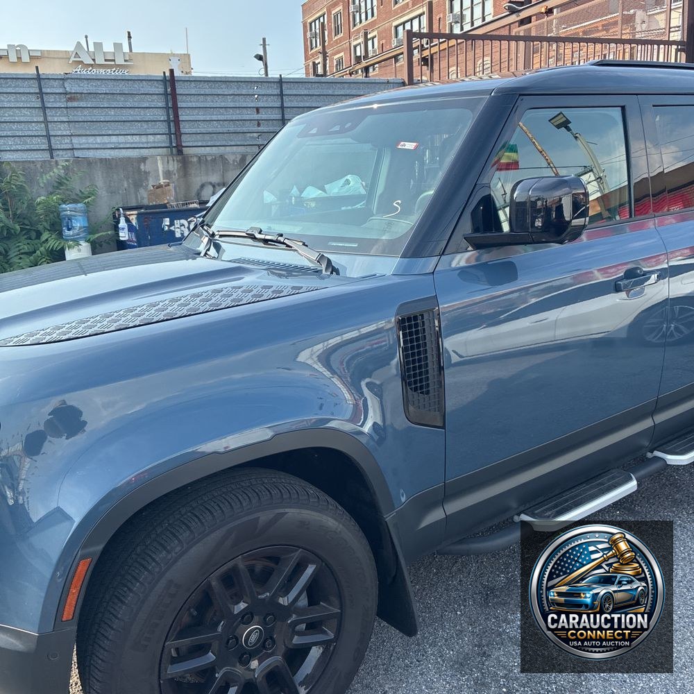 2023 Land Rover Defender 110 SE 4D SUV