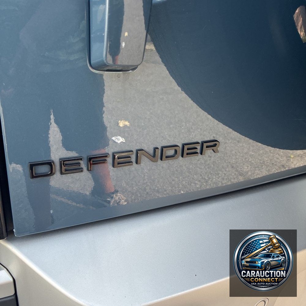 2023 Land Rover Defender 110 SE 4D SUV