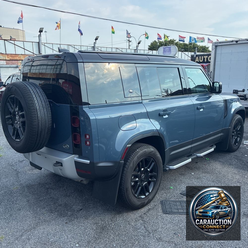2023 Land Rover Defender 110 SE 4D SUV