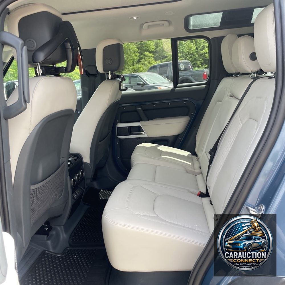 2023 Land Rover Defender 110 S