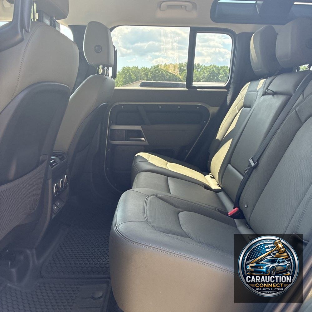 2023 Land Rover Defender 110 S