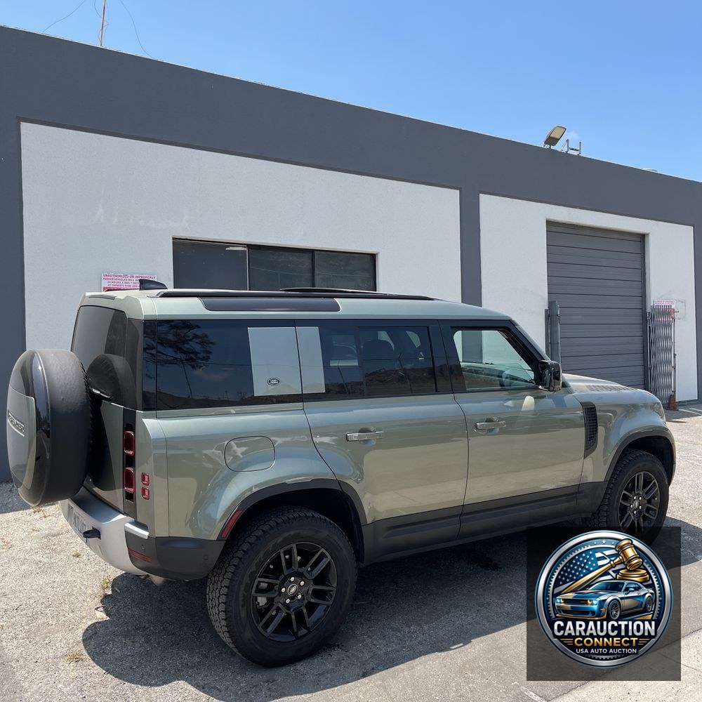 2024 Land Rover Defender 110 P300 S