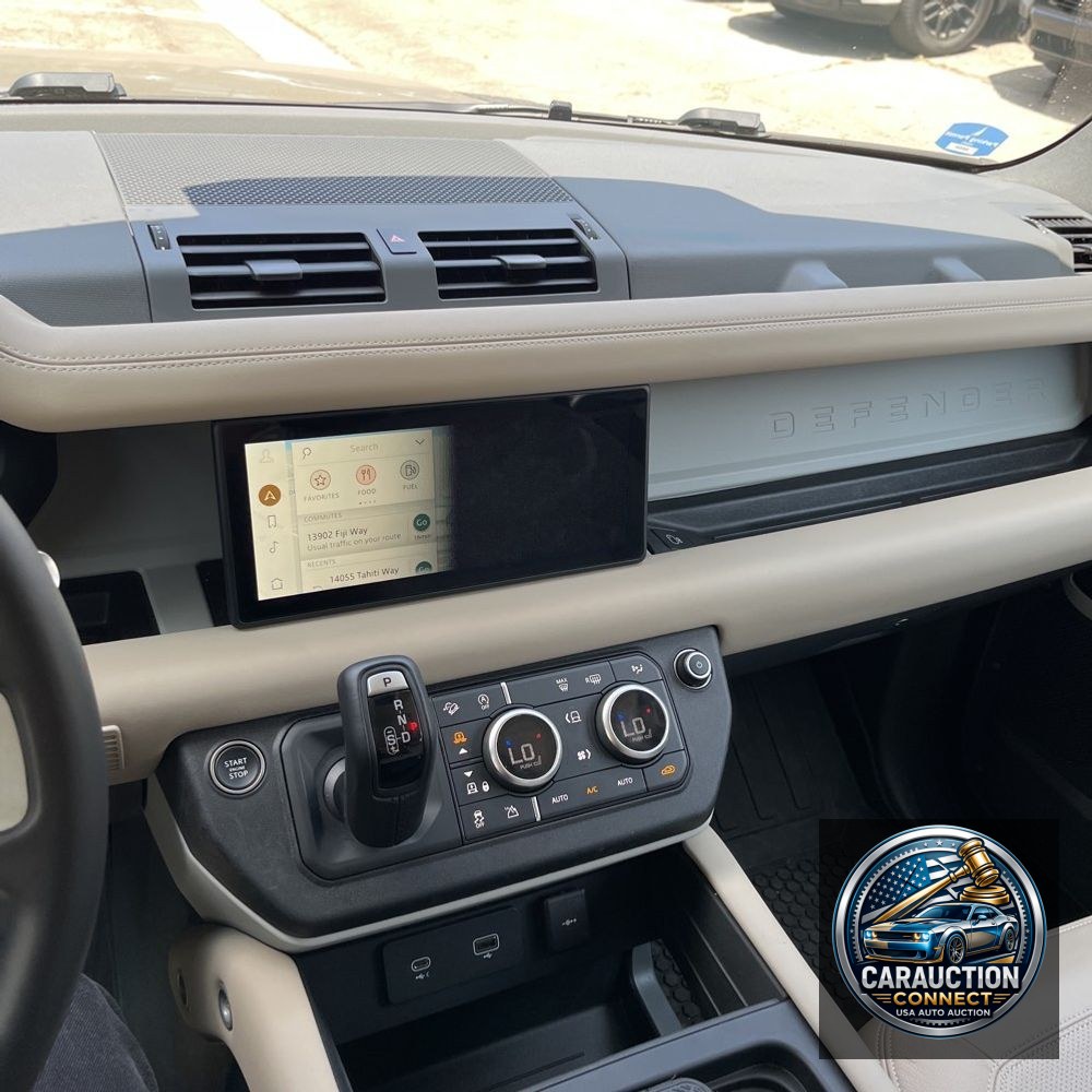 2024 Land Rover Defender 110 P300 S