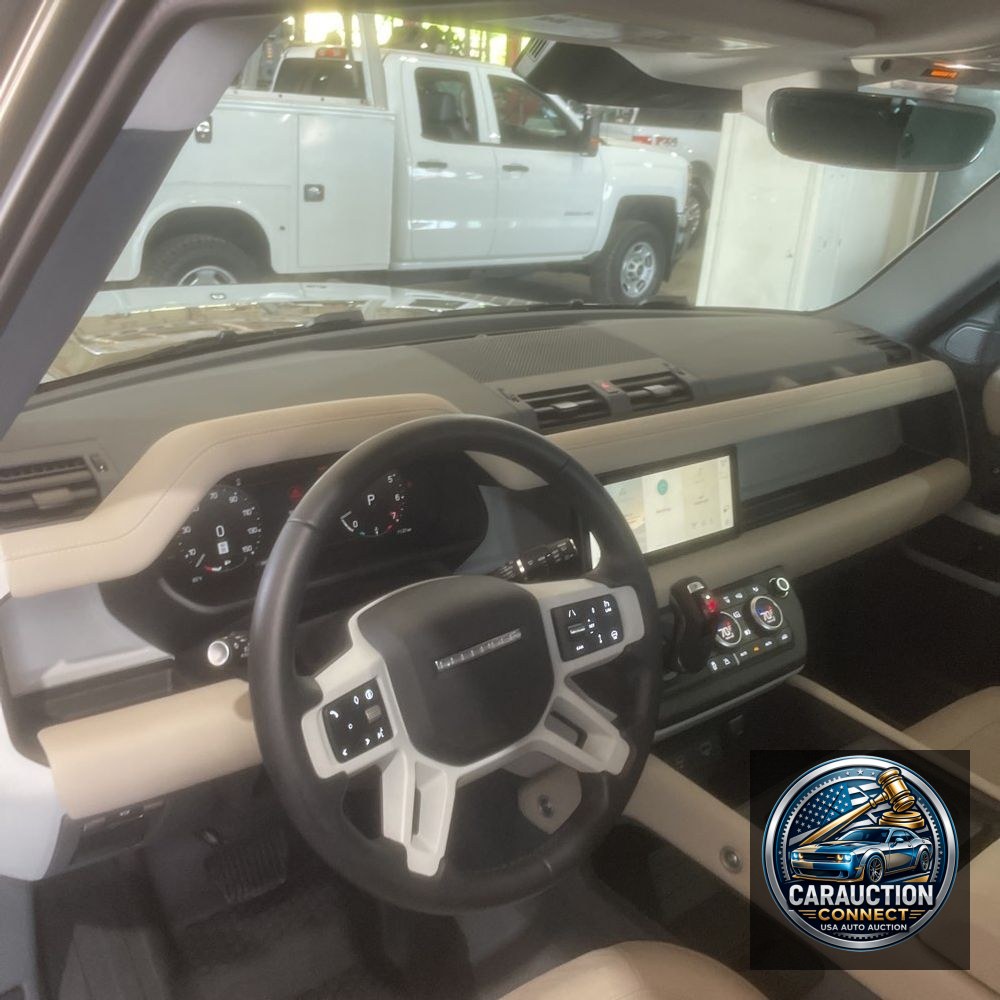 2024 Land Rover Defender 110 P300 S