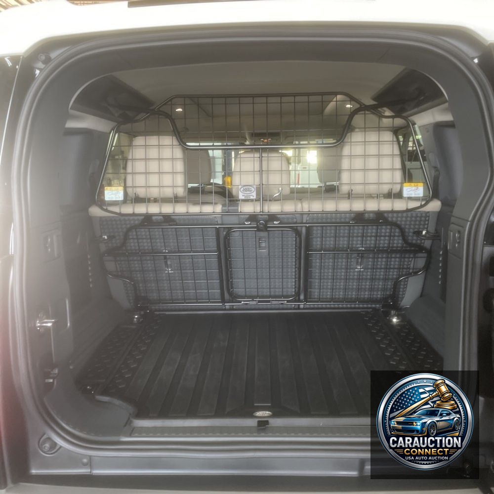 2024 Land Rover Defender 110 P300 S