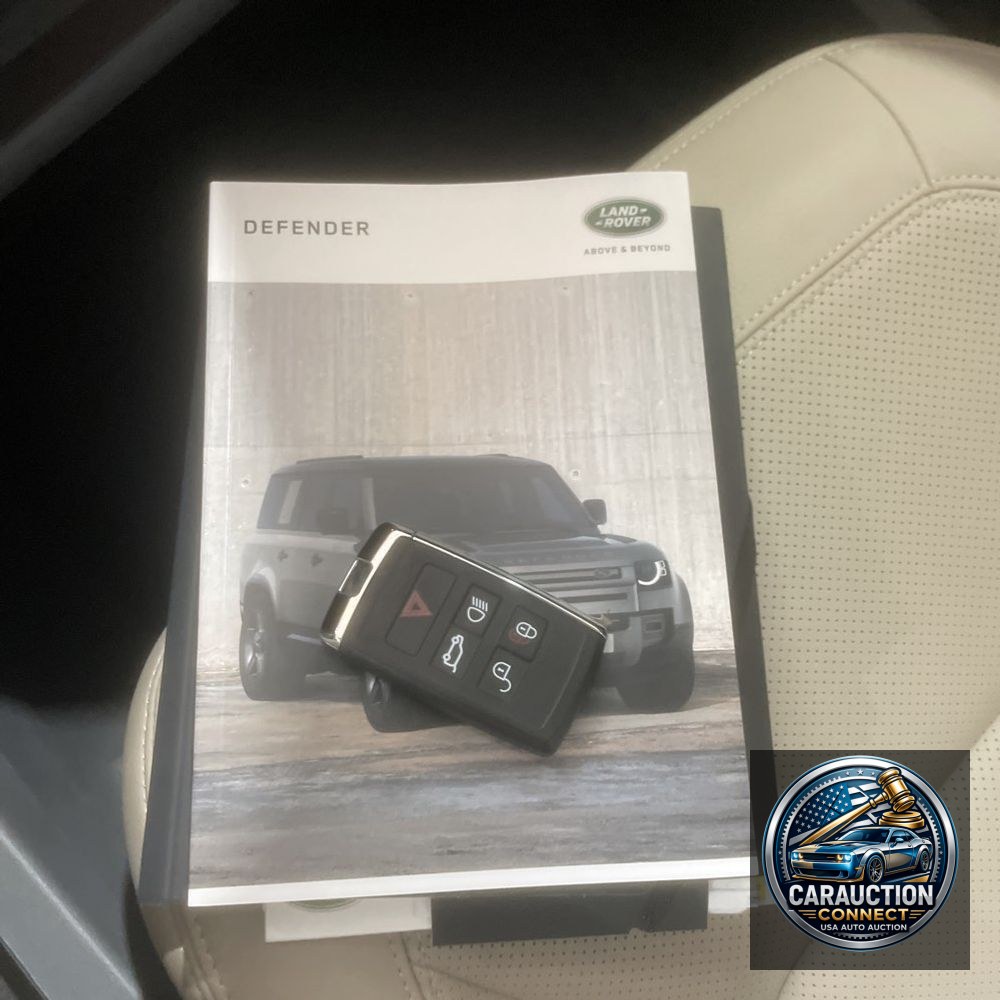 2024 Land Rover Defender 110 P300 S
