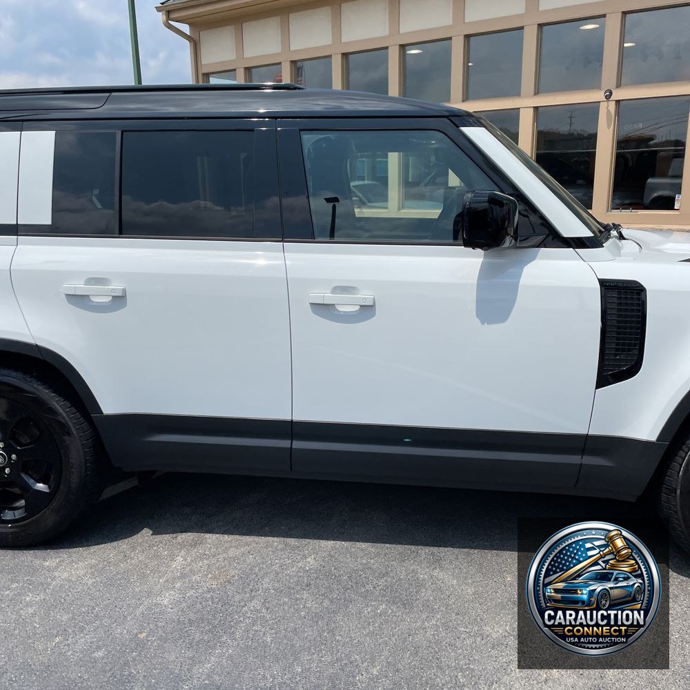 2025 Land Rover Defender 110 P300 S