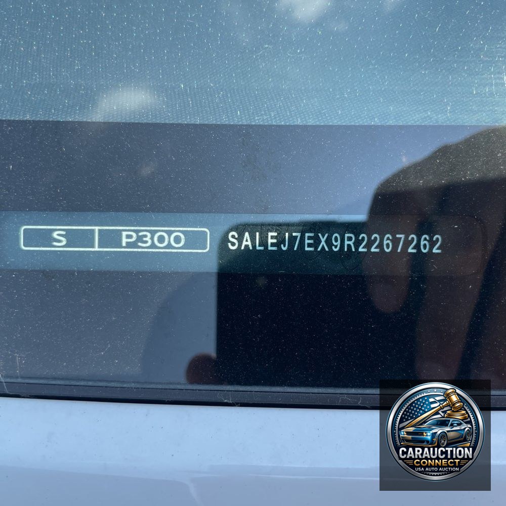 2024 Land Rover Defender 110 P300 S