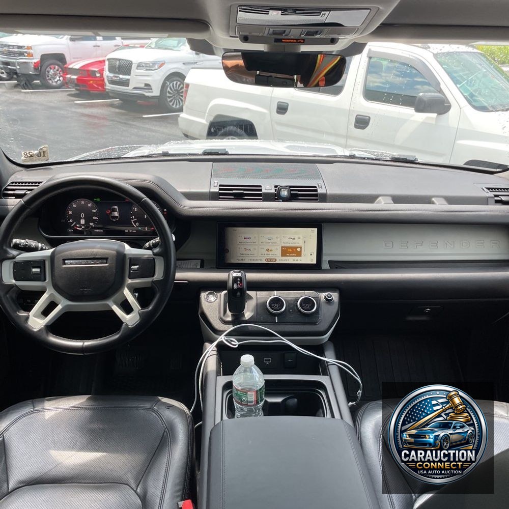 2024 Land Rover Defender 110 P300 S