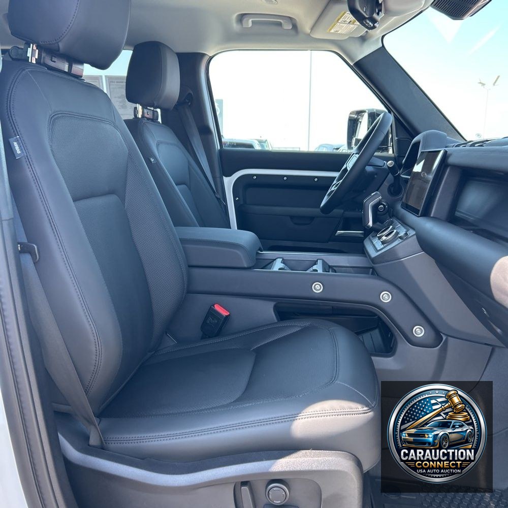 2025 Land Rover Defender 110 P300 S