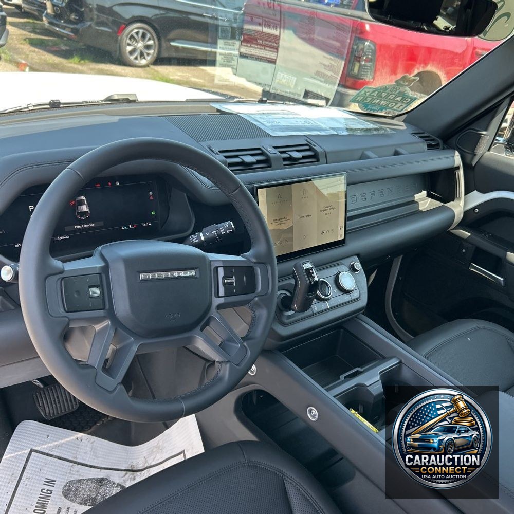 2025 Land Rover Defender 110 P300 S
