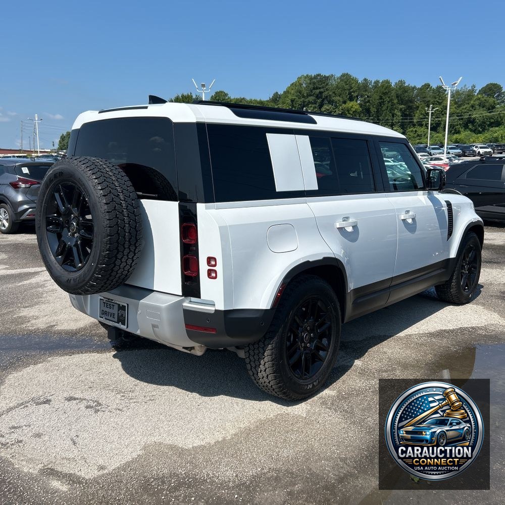 2025 Land Rover Defender 110 P300 S