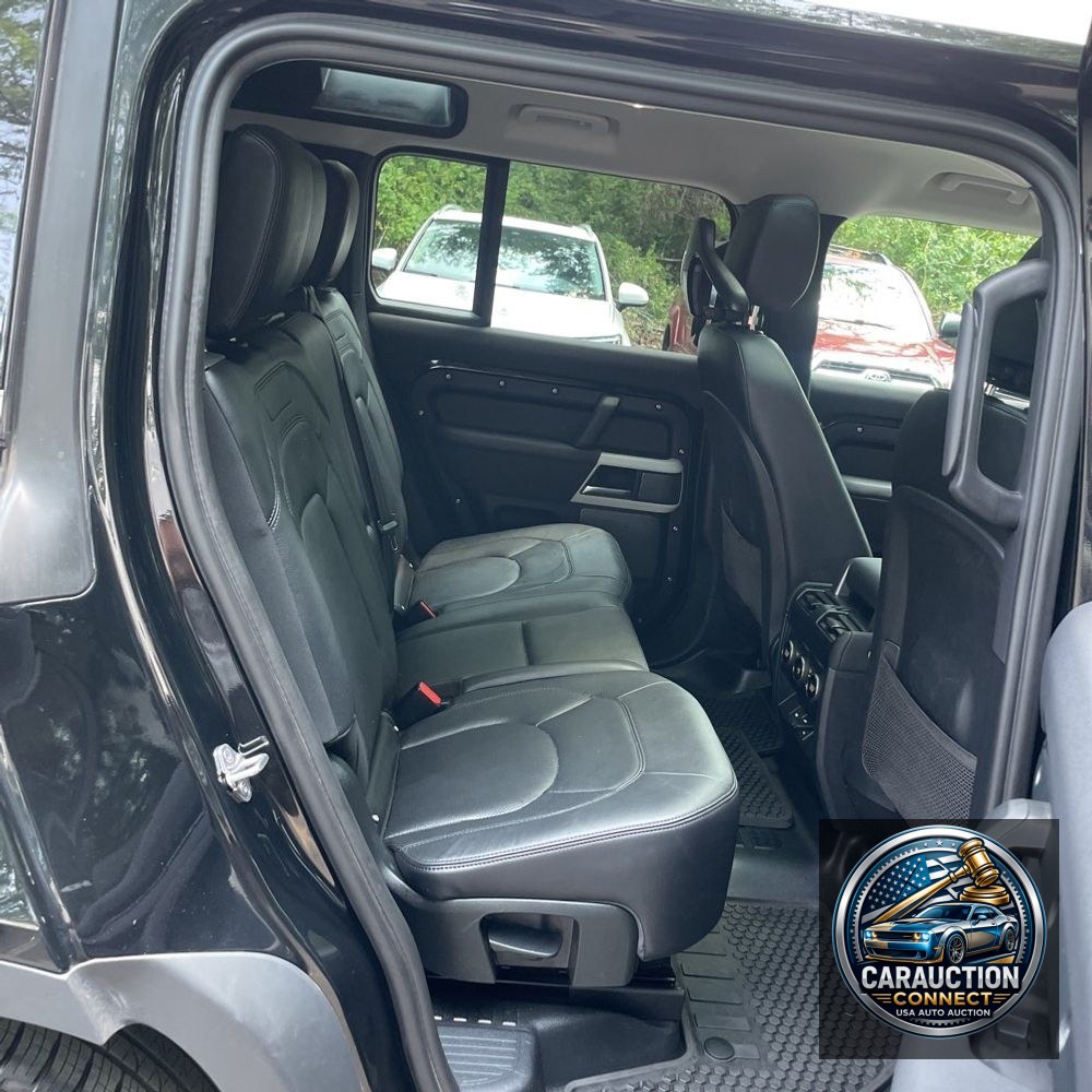 2023 Land Rover Defender 110 S