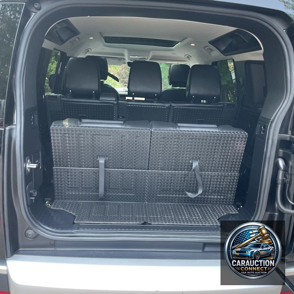 2023 Land Rover Defender 110 S