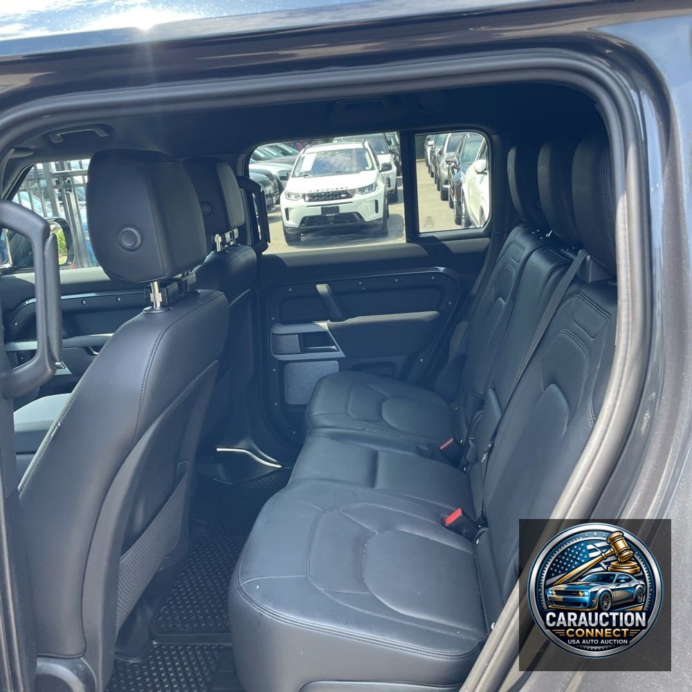 2023 Land Rover Defender 130 S