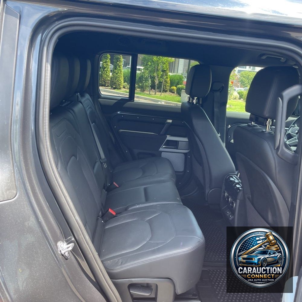 2023 Land Rover Defender 130 S