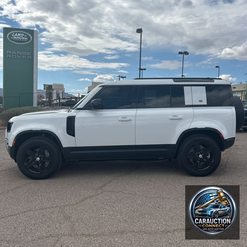 2023 Land Rover Defender 110 SE
