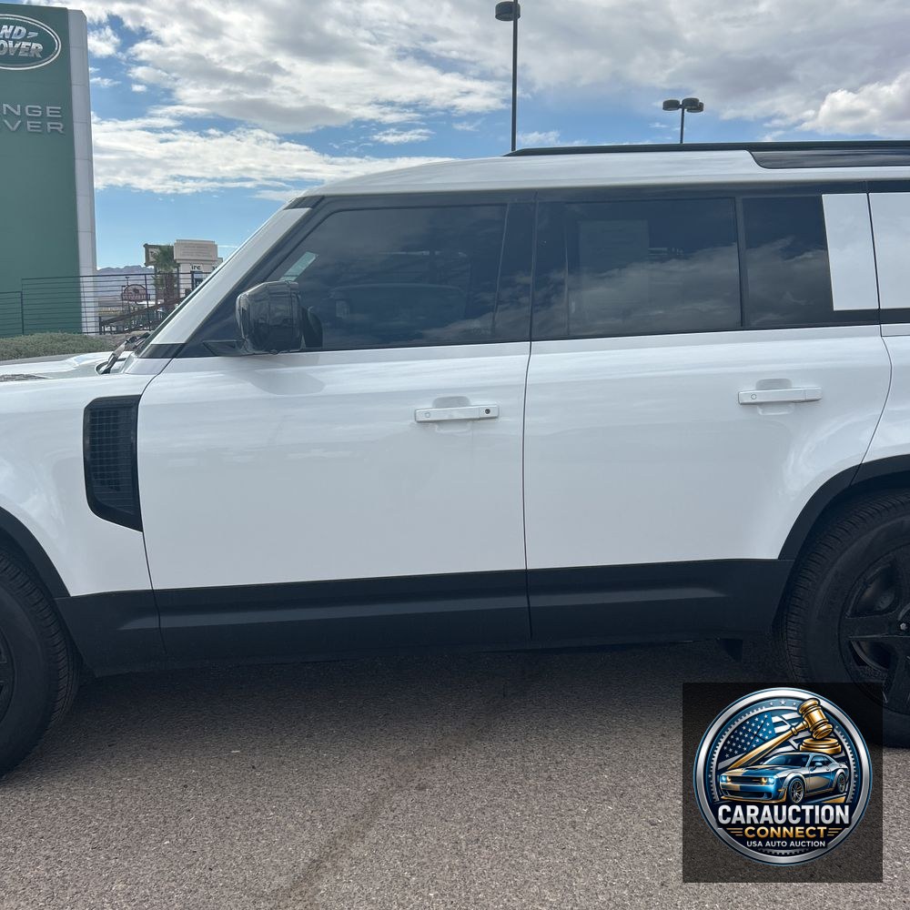 2023 Land Rover Defender 110 SE
