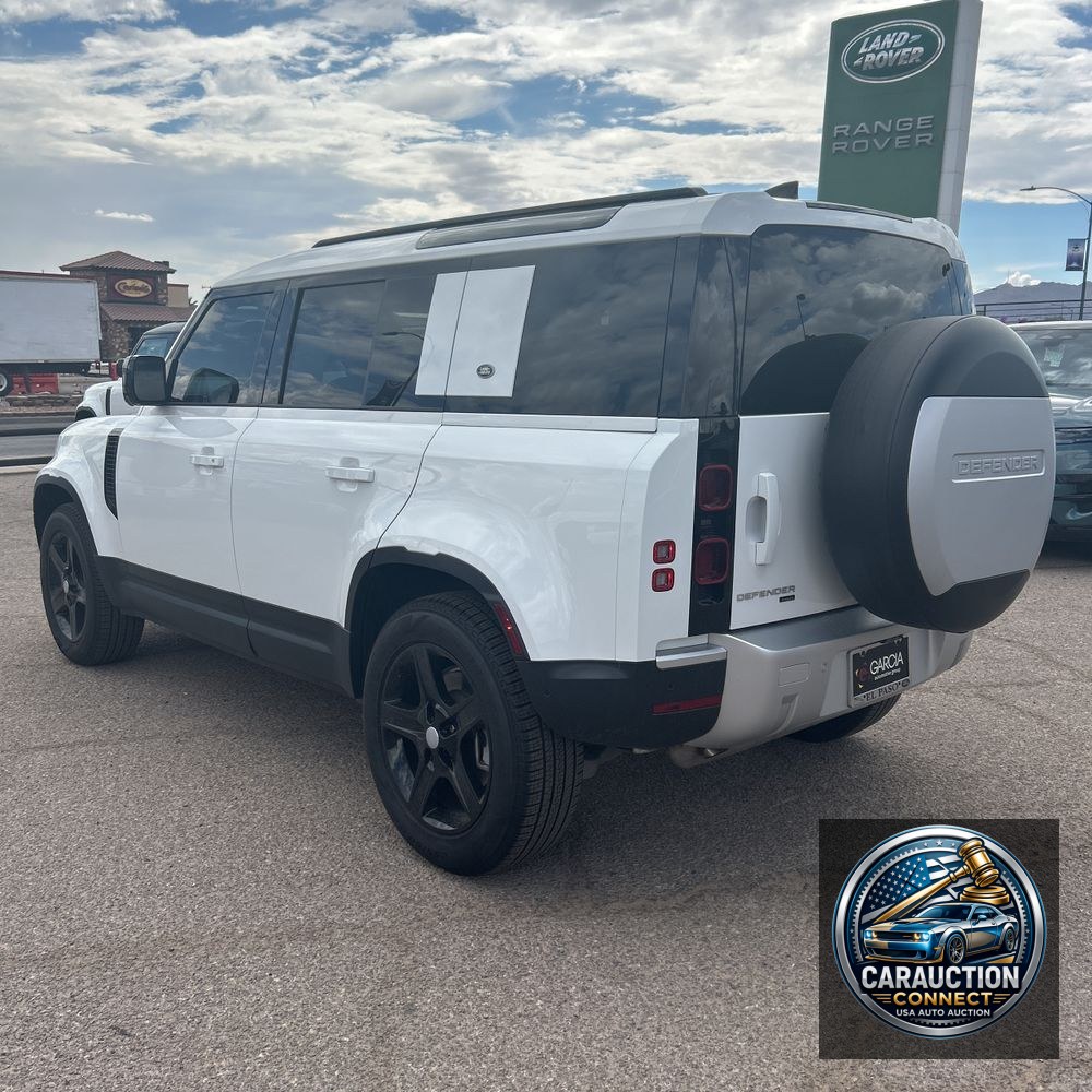 2023 Land Rover Defender 110 SE