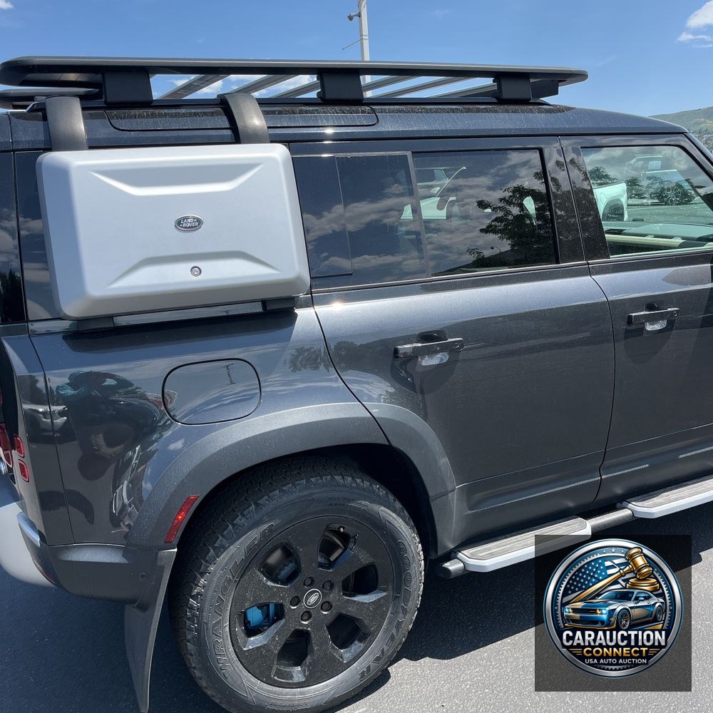 2023 Land Rover Defender 110 SE