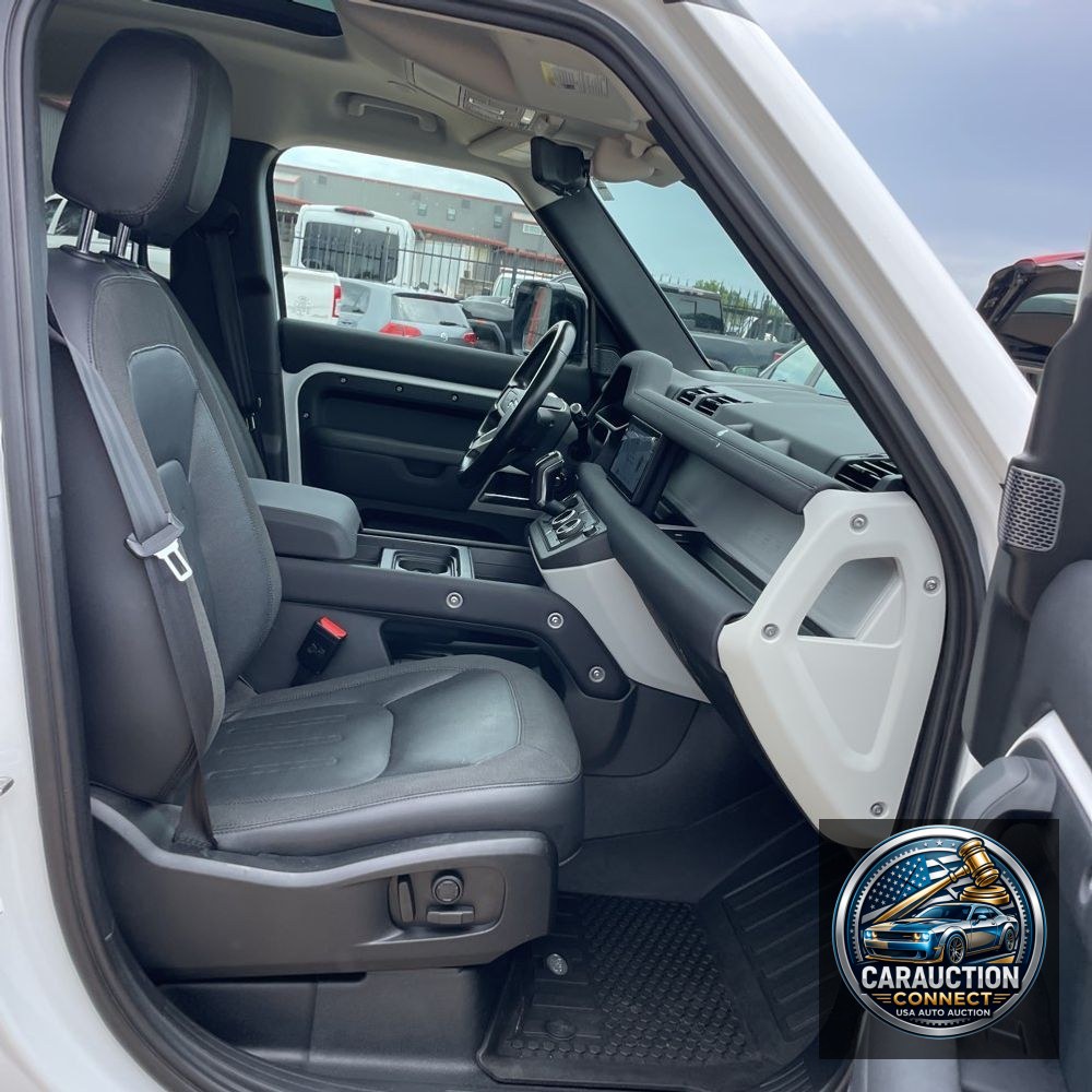 2021 Land Rover Defender 110 SE