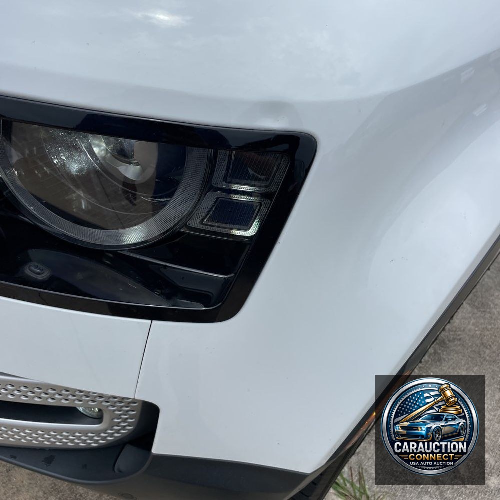 2021 Land Rover Defender 110 SE