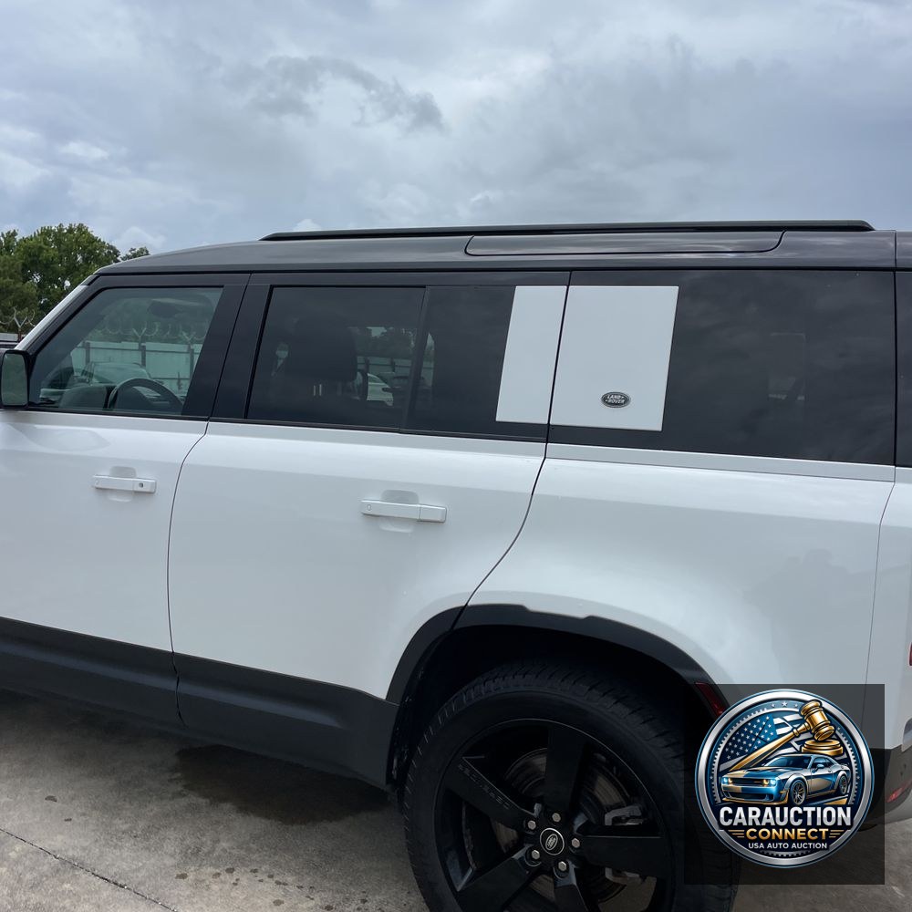2021 Land Rover Defender 110 SE