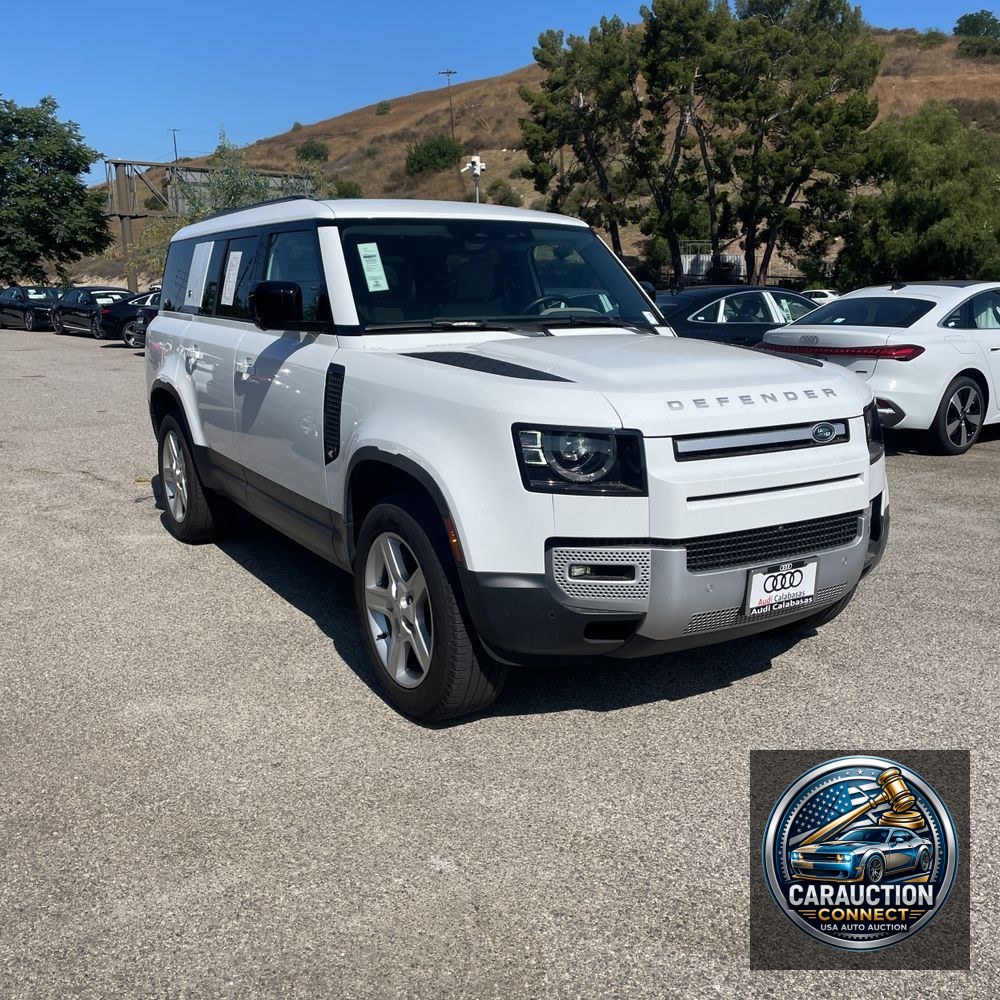 2023 Land Rover Defender 130 SE