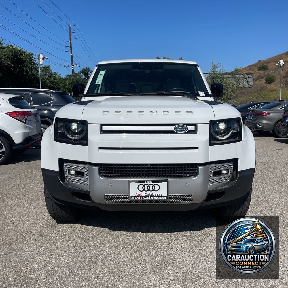 2023 Land Rover Defender 130 SE