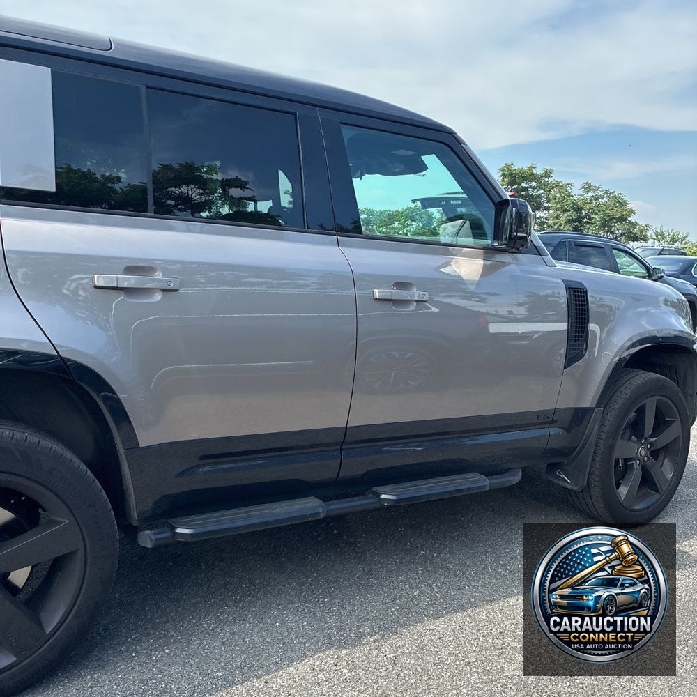 2023 Land Rover Defender 110 V8