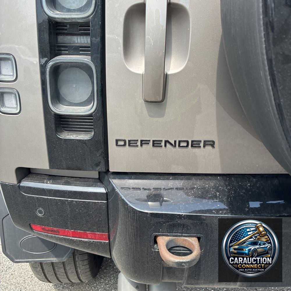 2023 Land Rover Defender 110 V8