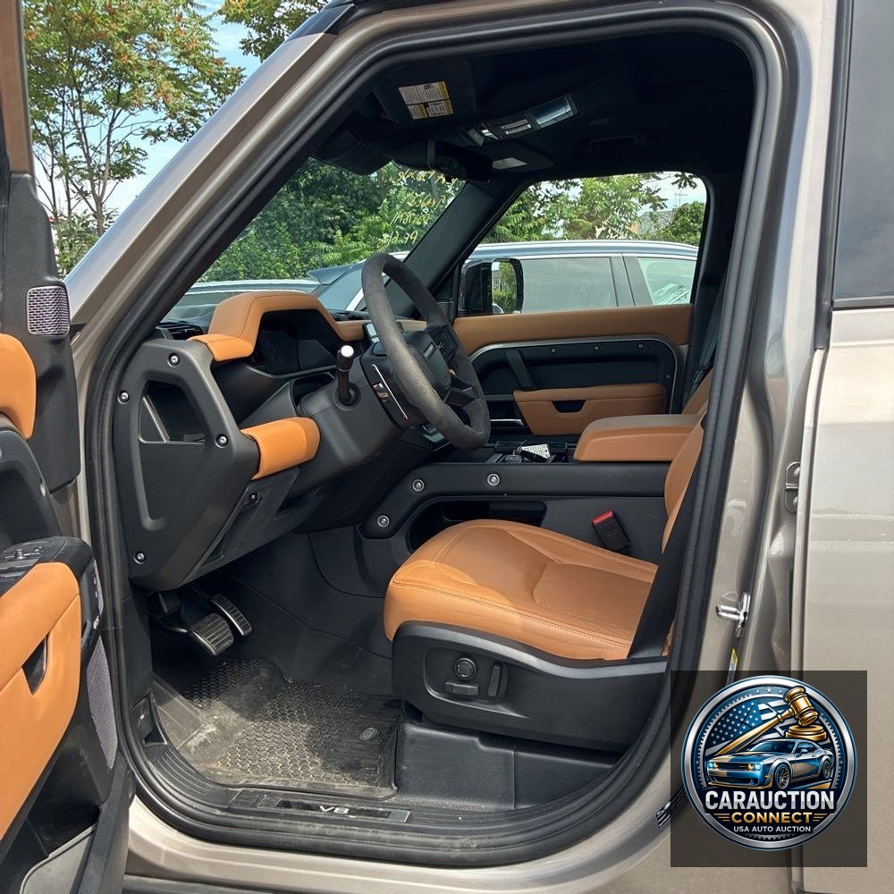 2023 Land Rover Defender 110 V8