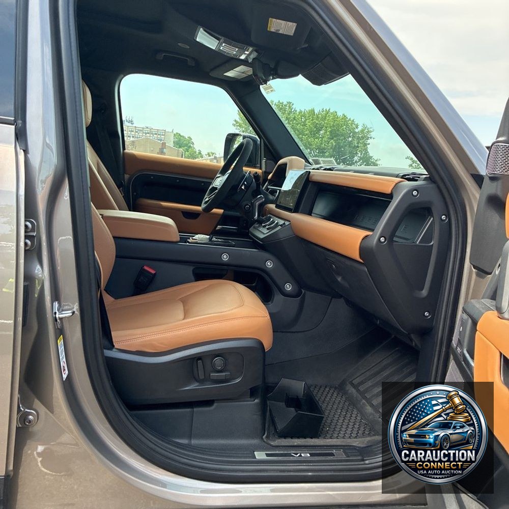 2023 Land Rover Defender 110 V8