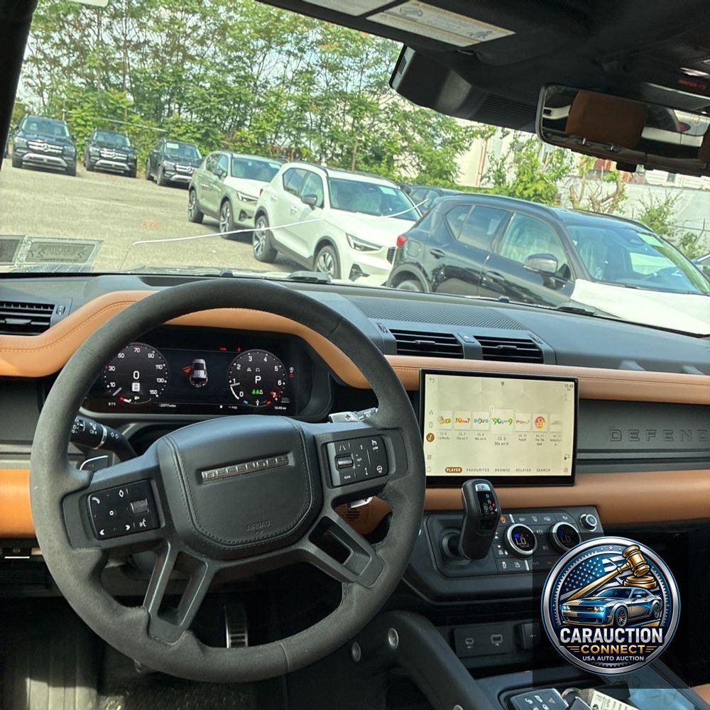 2023 Land Rover Defender 110 V8