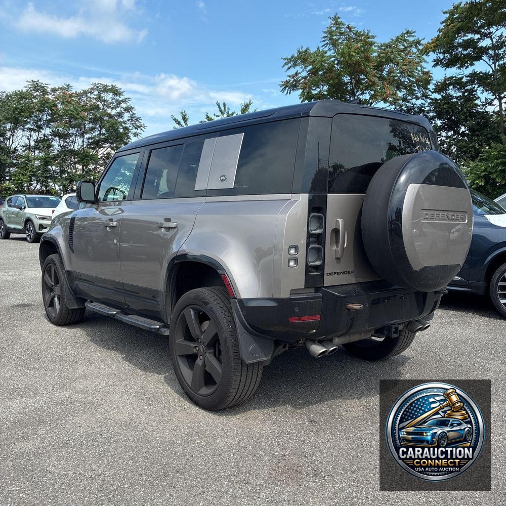 2023 Land Rover Defender 110 V8