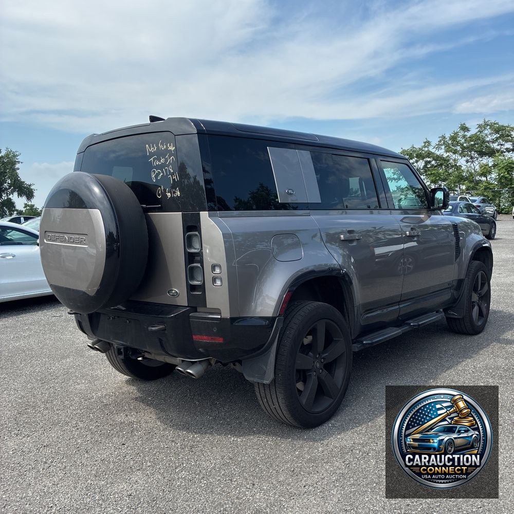 2023 Land Rover Defender 110 V8