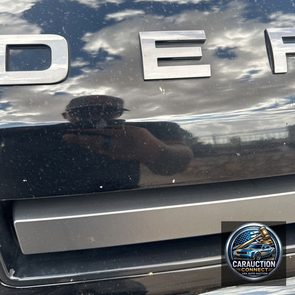 2024 Land Rover Defender 110 V8 P525 Carpathian Edition