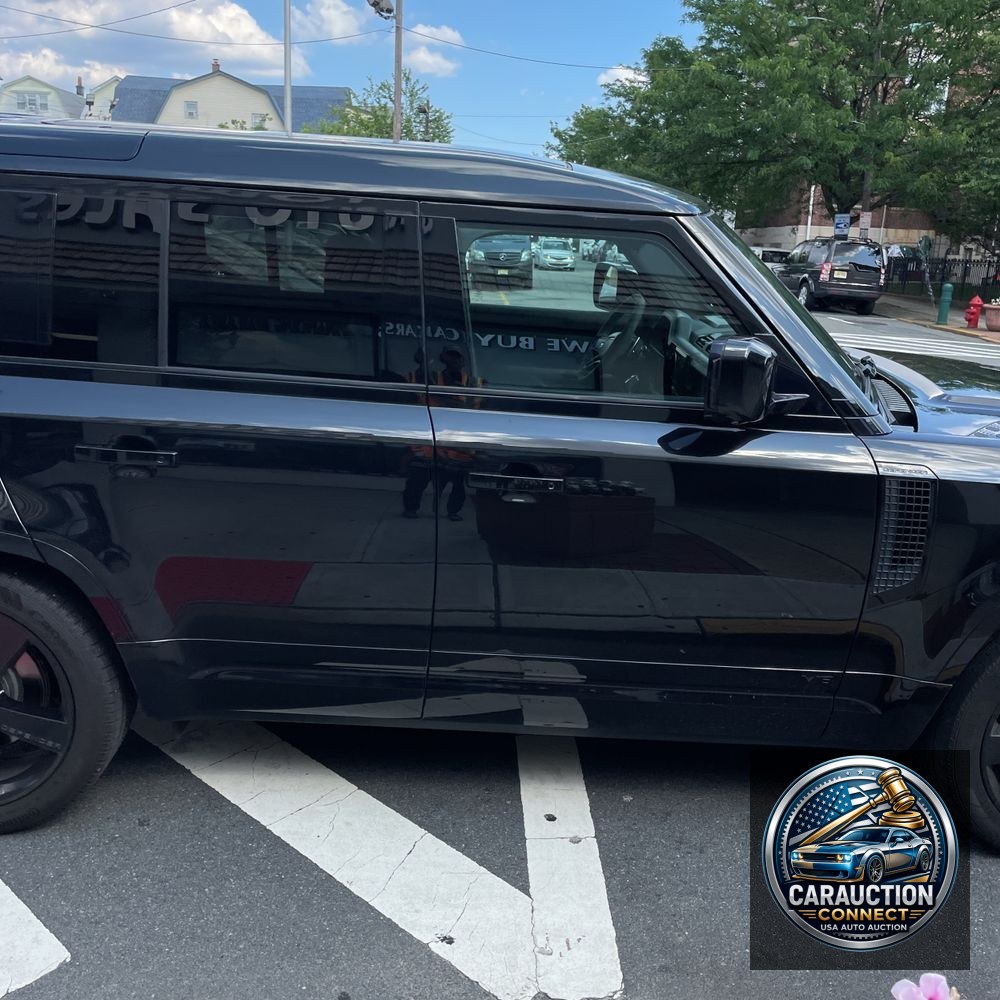 2023 Land Rover Defender 110 V8