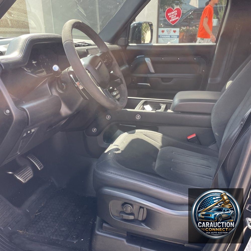 2023 Land Rover Defender 110 V8