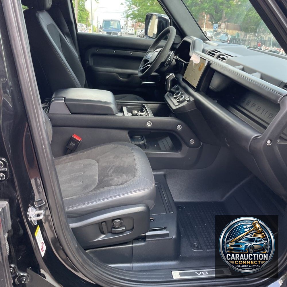 2023 Land Rover Defender 110 V8