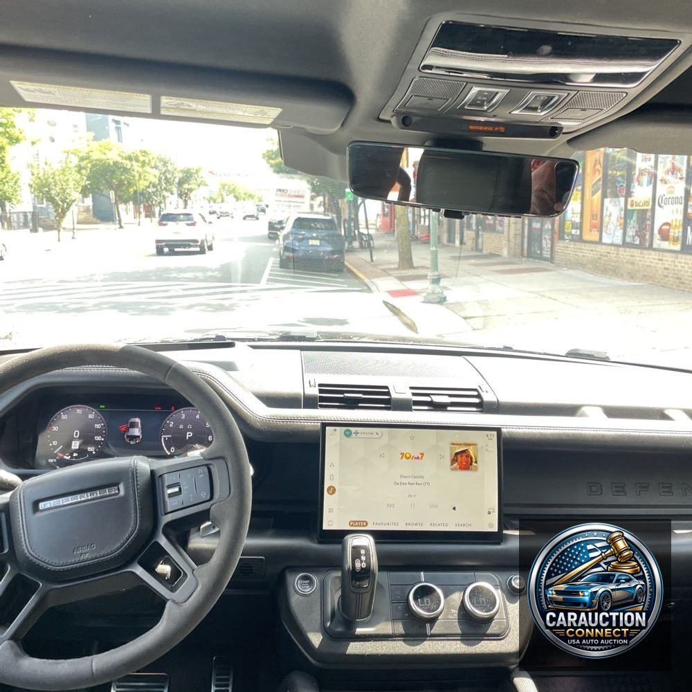 2023 Land Rover Defender 110 V8