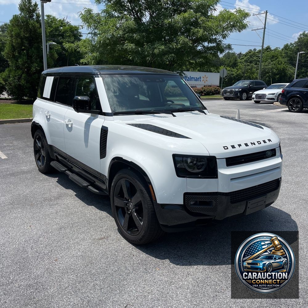 2025 Land Rover Defender 110 V8 P525