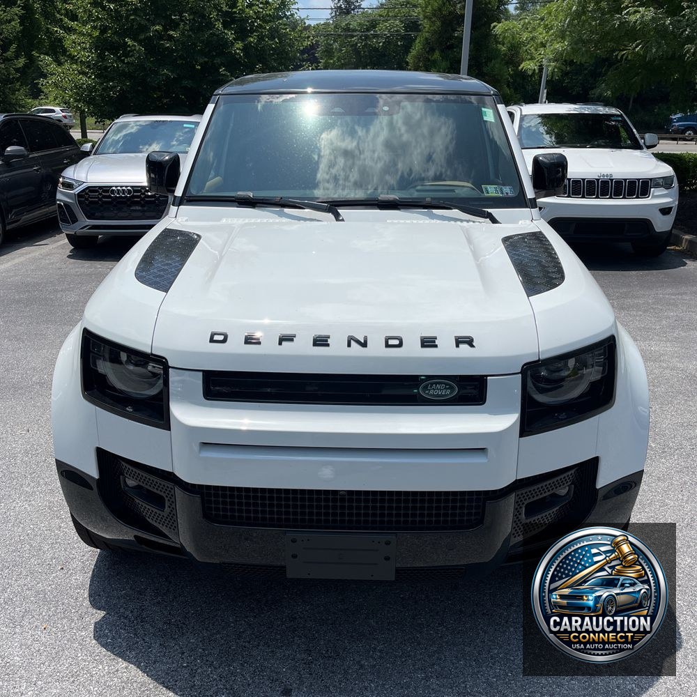 2025 Land Rover Defender 110 V8 P525