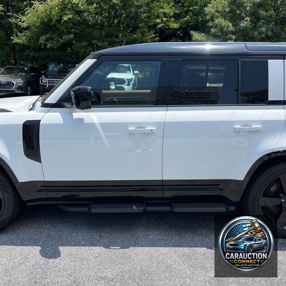 2025 Land Rover Defender 110 V8 P525