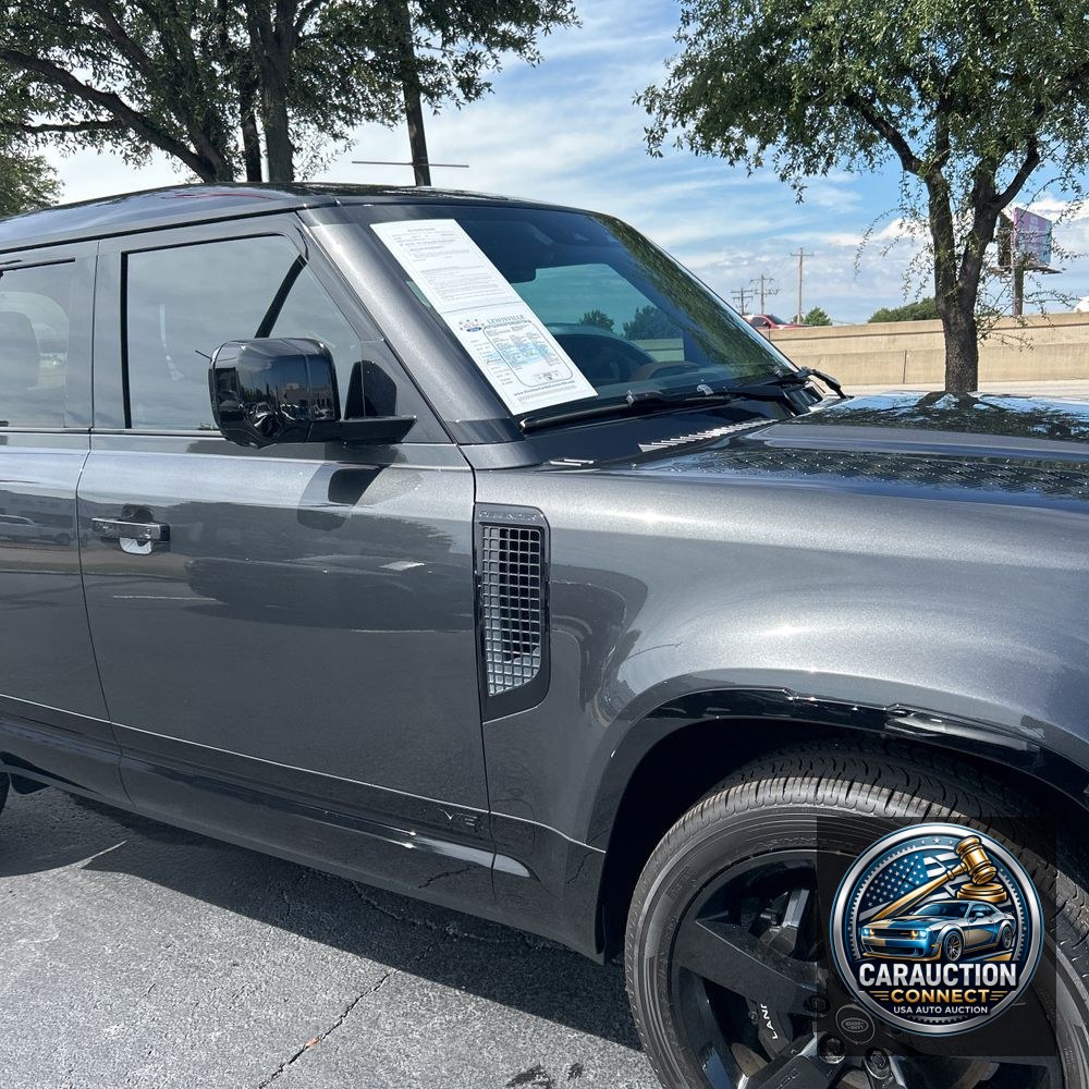 2023 Land Rover Defender 110 V8