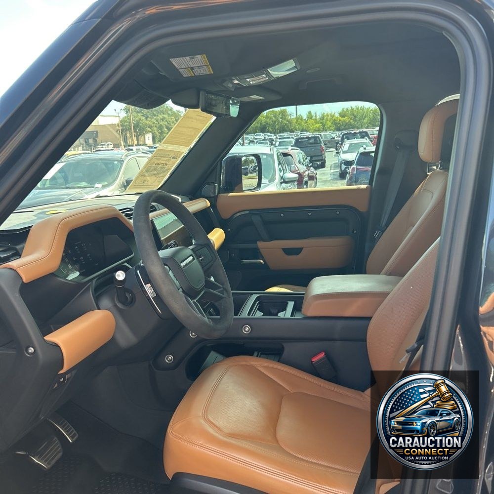 2023 Land Rover Defender 110 V8