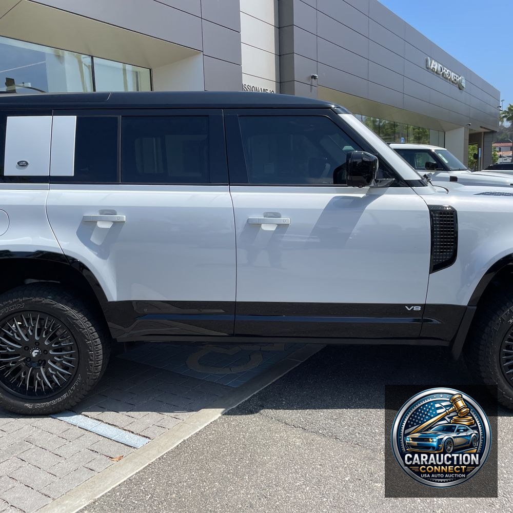 2023 Land Rover Defender 110 V8