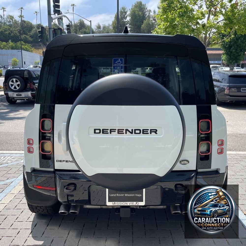 2023 Land Rover Defender 110 V8